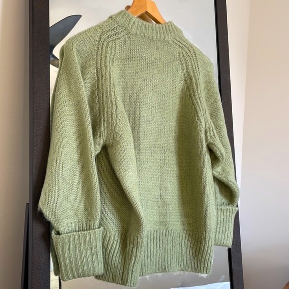 ๐ฆ ASOS petite oversized sweater - NEW! - Picture 3 of 11